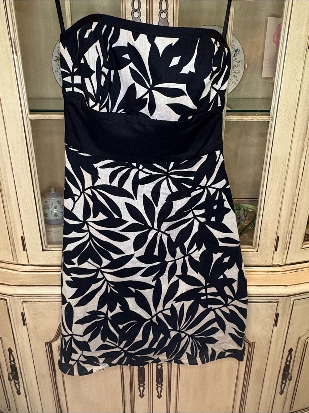 White House Black Market Black and White Strapless Leaf-Print Sheath Dress